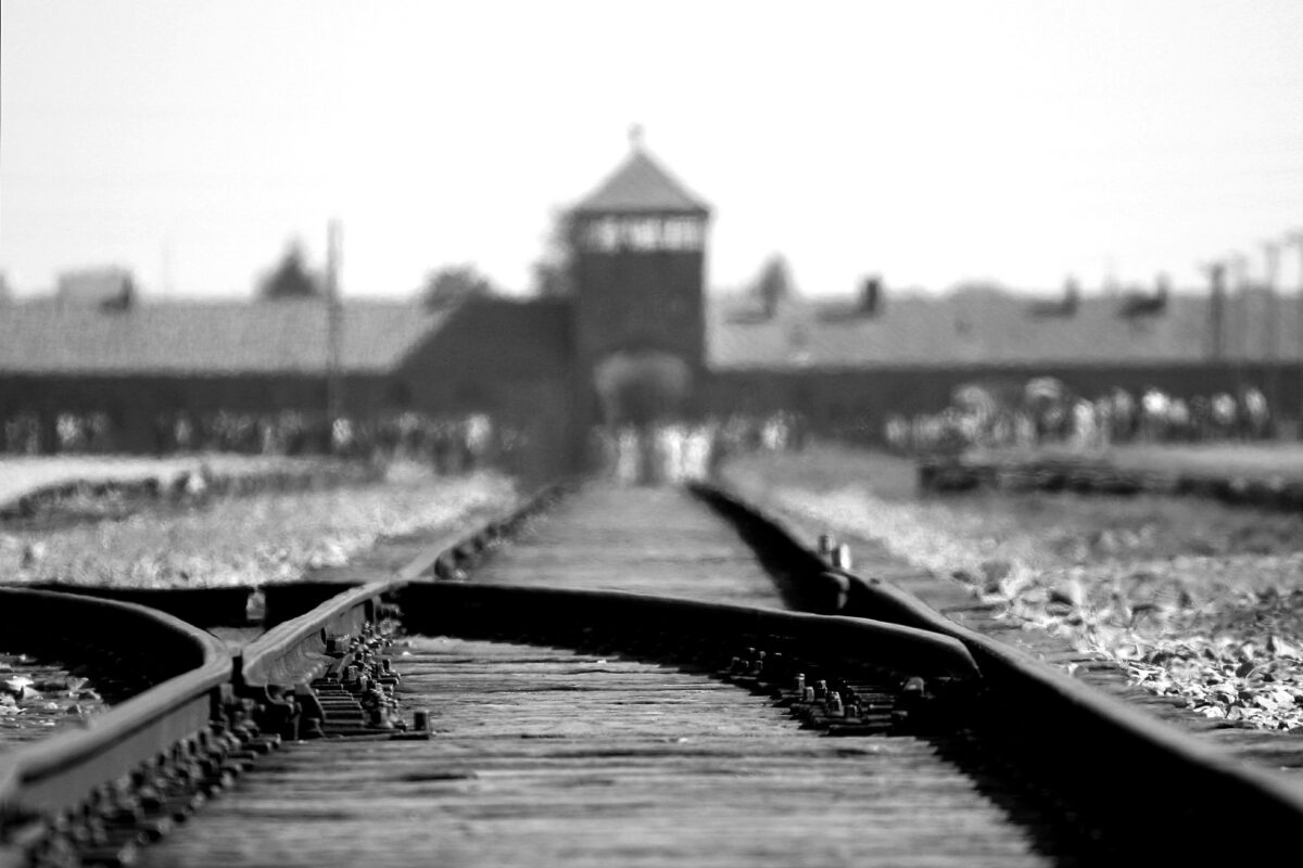 auschwitz-birkenau-private-transfer